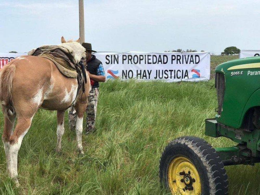 Fuera Grabois de Entre Ros: masiva movilizacin de productores en contra de la toma de tierras