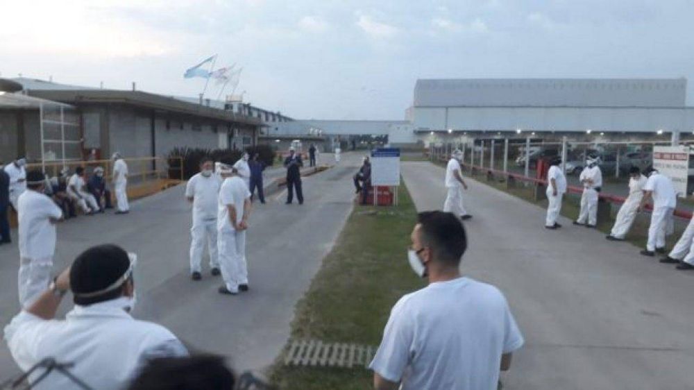 Molinos puso en guardia al STIA por intentar reducir l�neas