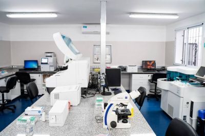 Vicente López: la Maternidad Santa Rosa inauguró nuevo laboratorio