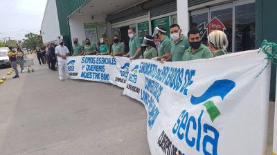Avellaneda: trabajadores de Carrefour reclaman el pago del bono de $5.000