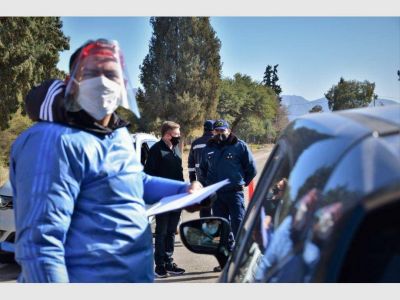 La t�ctica de J�chal, el �nico sin Covid: entre la 