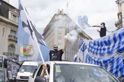 El PJ convoc� a movilizarse por los 10 a�os de la muerte de N�stor Kirchner