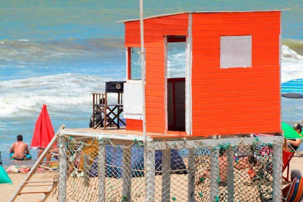 Los guardavidas privados afirman que municipalizar la playa resolvera problemas de fondo que vienen de larga data