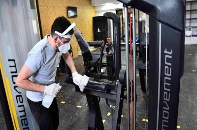 Se habilitan los gimnasios y la pr�ctica de F�tbol 5