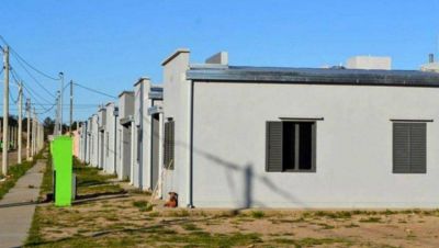 Crear�n un Banco de Tierras fiscales con m�s de 1300 lotes sociales