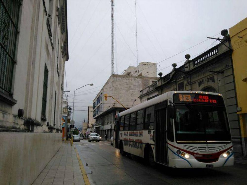 Son escasos los subsidios para mnibus urbanos y suburbanos para el interior del pas