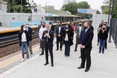 Meoni inaugur la renovada Estacin Florida en Vicente Lpez