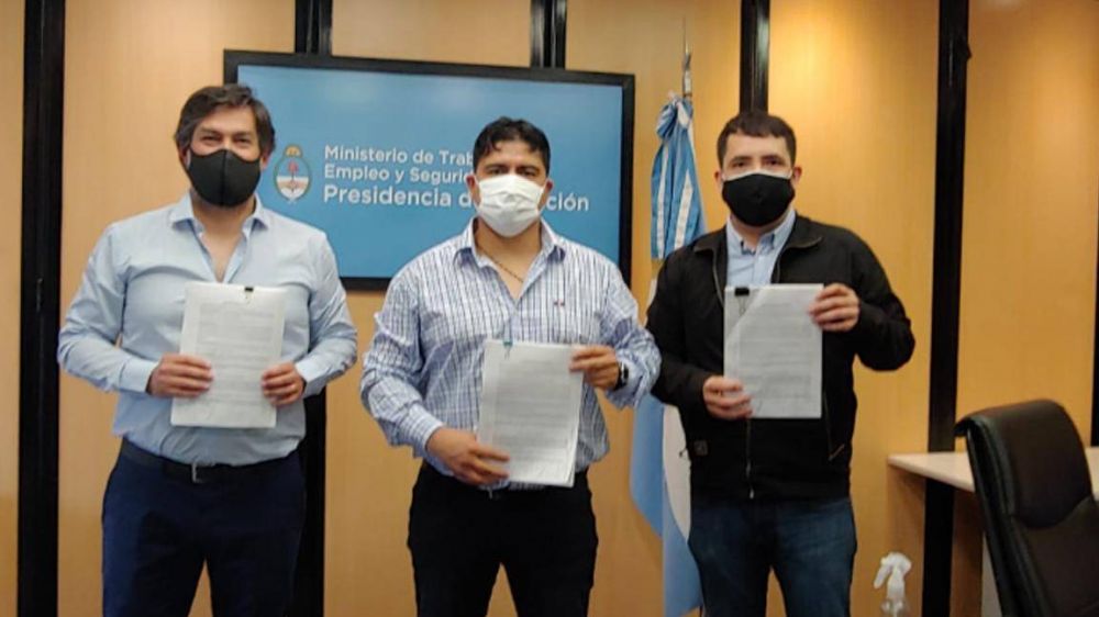 Petroleros de Santa Cruz firmaron su propio Convenio Colectivo de Trabajo