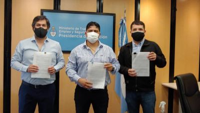 Petroleros de Santa Cruz firmaron su propio Convenio Colectivo de Trabajo