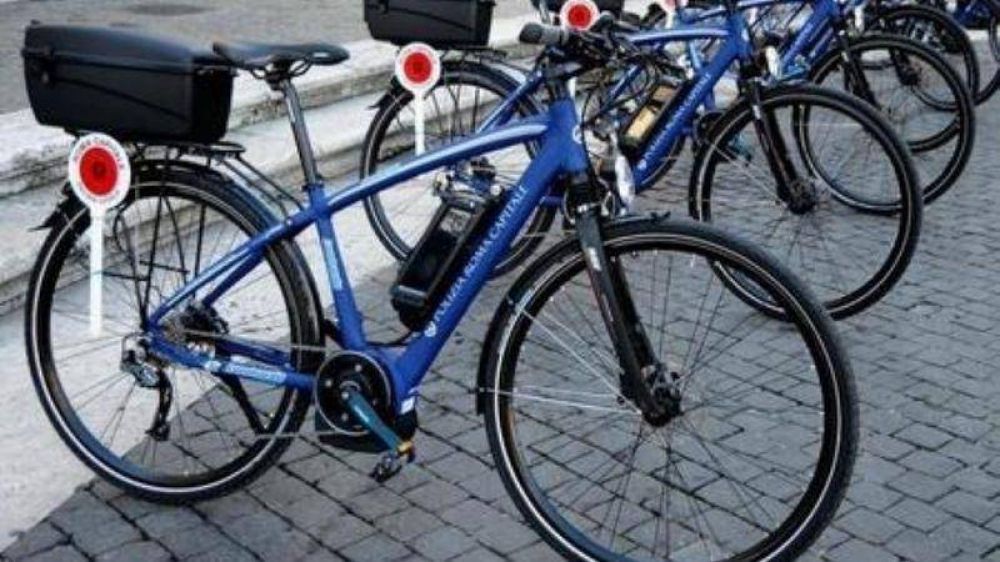 Prioridades trastocadas: el gobierno de Santa Cruz comprar bicicletas para la polica