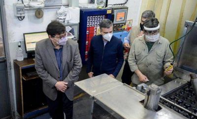 Hurlingham | Zabaleta y Moroni recorriendo la empresa Kosema S.A.
