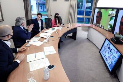 Modelo N�stor Kirchner: Alberto Fern�ndez saltea a gobernadores y construye una relaci�n directa con los intendentes