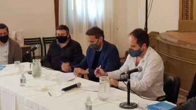 Maggioti firm� convenios con los ministros Katopodis y Simone