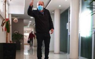 Mario Secco, Intendente de Ensenada, volvi� a la Municipalidad tras recuperarse de Covid-19: 