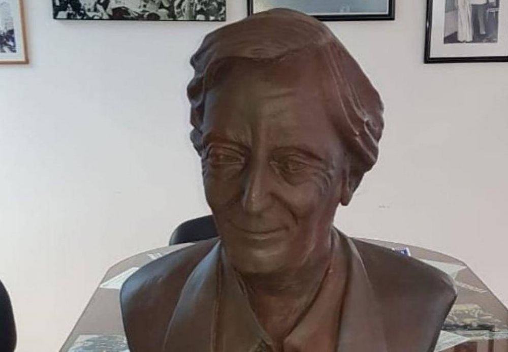 A 10 aos de su fallecimiento, Nstor Kirchner tendr un busto en la sede de la CGT