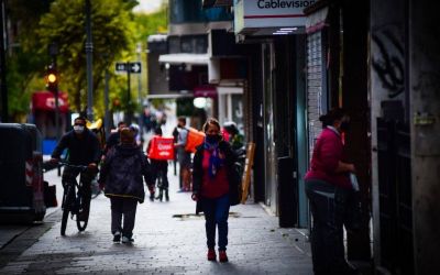 Afirman que los contagios bajaron casi un 50% en La Plata