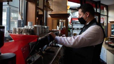 Programa ATP: el Gobierno seguir� pagando una parte de los salarios privados hasta fin de a�o