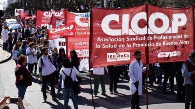 Cicop realiza una caravana en reclamo de aumento salarial