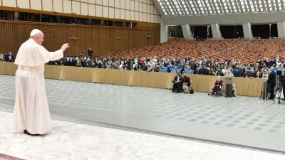 Catequesis del Papa: Jes�s nos ha regalado su di�logo de amor con el Padre