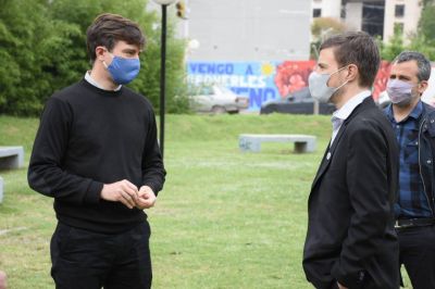 Ghi y Costa entregaron subsidios del Fondo para la Reactivaci�n Cultural y Tur�stica