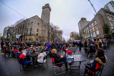 El Ejecutivo afina los detalles para el lanzamiento de los corredores gastron�micos
