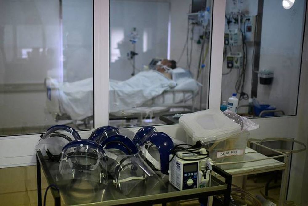 Argentina super 30.000 muertes por coronavirus, al sumar otros 345 fallecidos