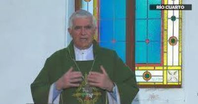 Mons. Uriona: 