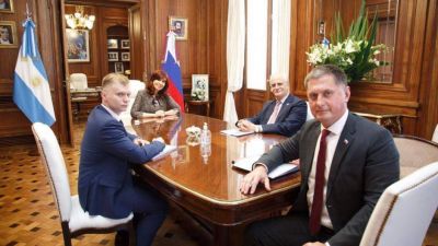 Cristina recibi� al embajador de Rusia y consolida su rol de enlace con Putin