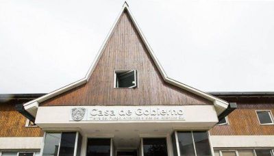 Condonan descuento salarial a docentes