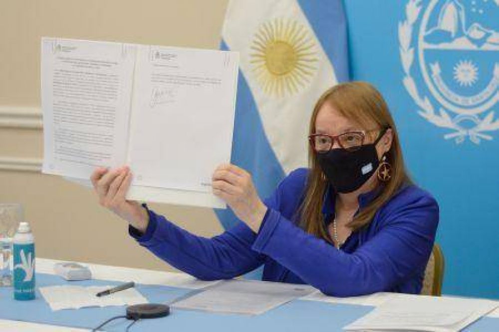 Gobierno firm un convenio con el Ministerio de las Mujeres, Gneros y Diversidades de la Nacin