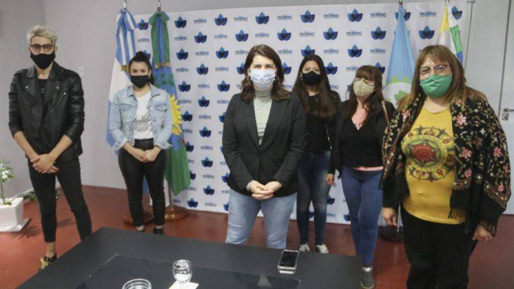 Moreno: la intendenta present el nuevo spot de sensibilizacin junto a promotoras de gnero
