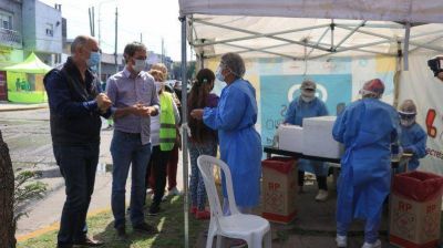 Lan�s: Grindetti supervis� el comienzo de la campa�a contra el dengue