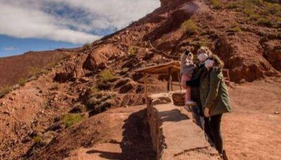 Turismo interno: quienes presenten s�ntomas deben llamar al 148 o al 136