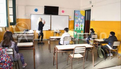 Retoman la idea de abrir las escuelas para 7� grado y 5� a�o