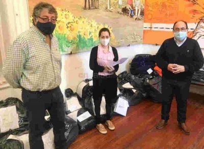 Entregaron indumentaria de trabajo a empleados municipales