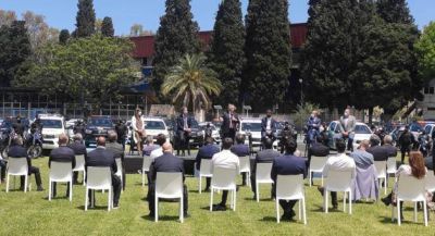 Escobar recibir� fondos para comprar 50 patrulleros y 500 c�maras de seguridad