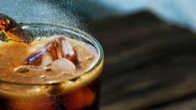 Tomar bebidas azucaradas disminuye la proteccin contra patologas cardiovasculares