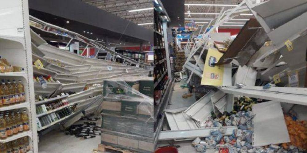 Se desplom� una g�ndola en un Coto de ubicado en un shopping