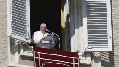 El Papa: como los Santos, ir a contracorriente de la mentalidad del mundo