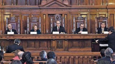 La Corte Suprema podr�a definir este martes el futuro de los jueces Bruglia, Bertuzzi y Castelli