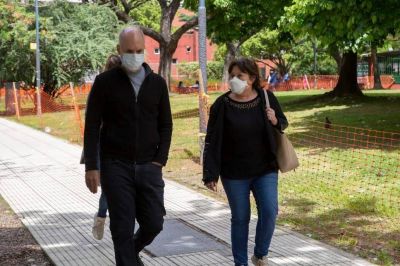 Horacio Rodr�guez Larreta se mostr� en una recorrida junto a Graciela Oca�a por Palermo