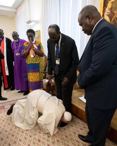 El gesto del Papa que impuls� el proceso de paz en Sud�n del Sur