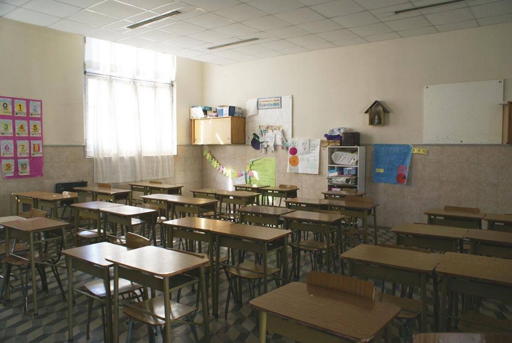 Habilitan actividades presenciales en las escuelas
