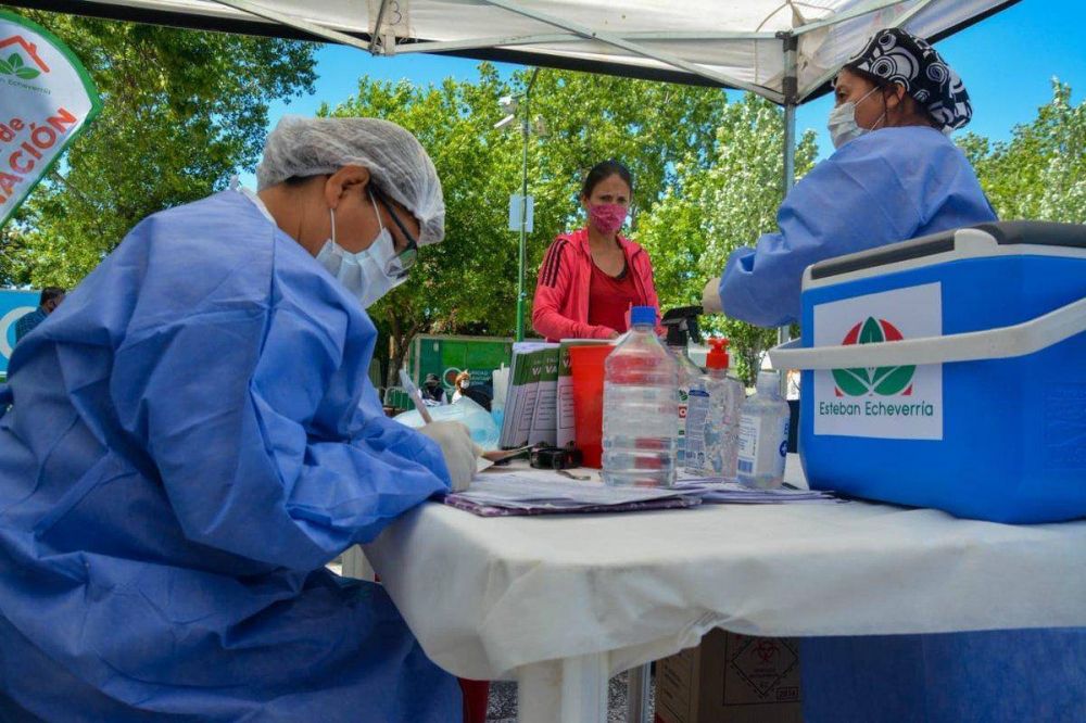 Nacin despleg vacunadores mviles para completar el calendario en Esteban Echeverra