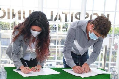 Juan Andreotti firm� un convenio con PAMI para ampliar la oferta de prestaciones en el Hospital Municipal