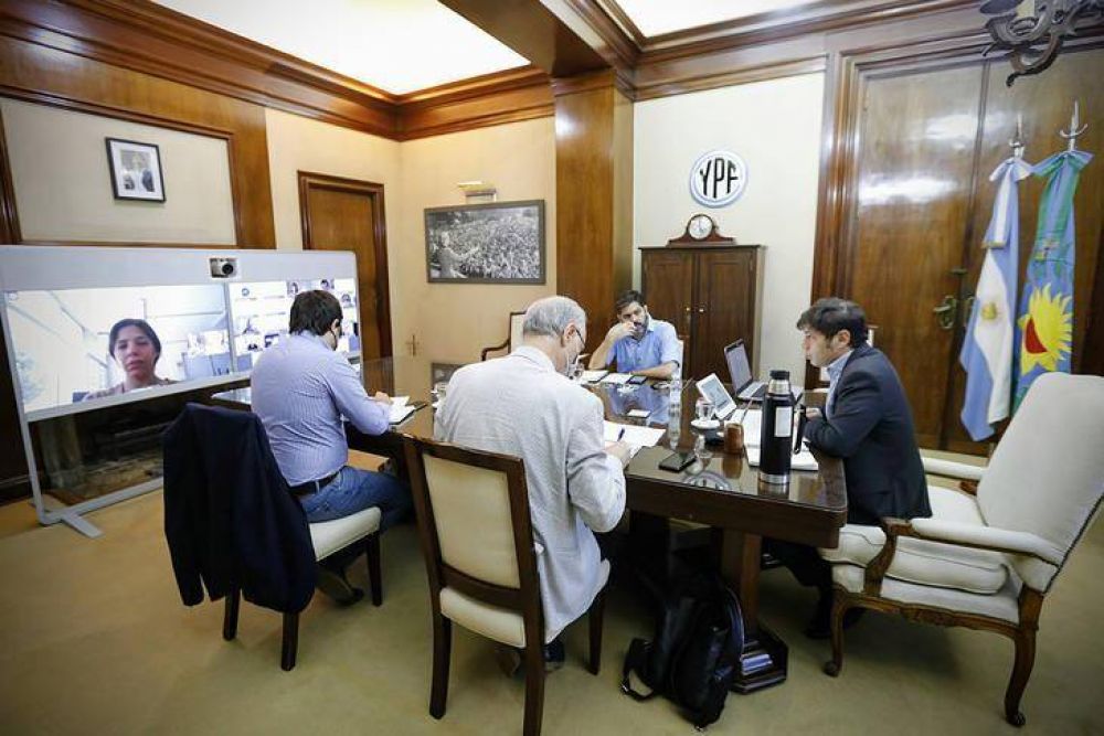 Kicillof analiz� con expertos e intendentes el pase de 