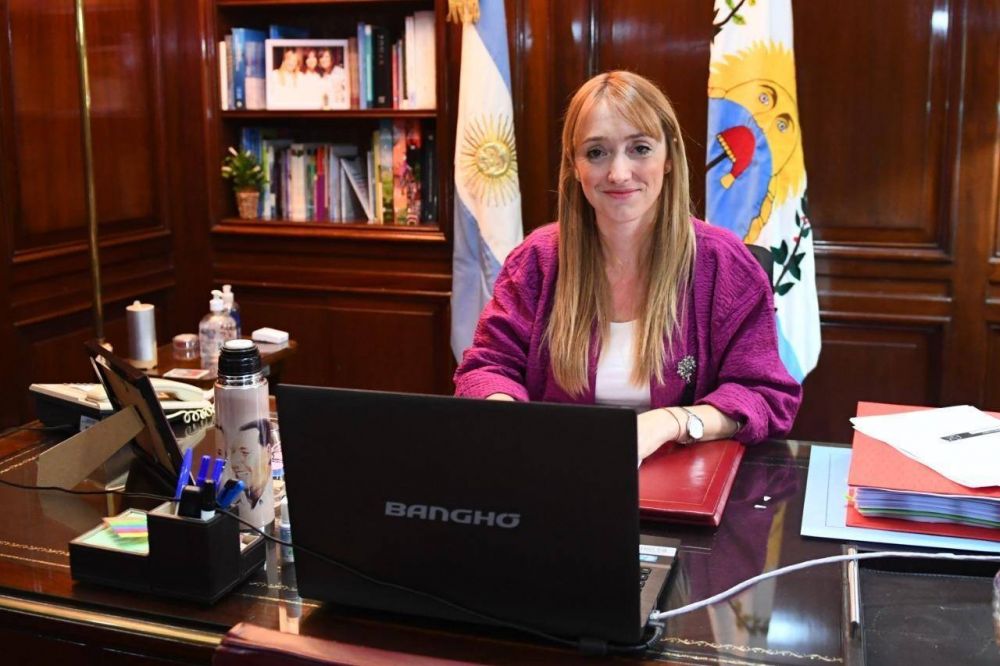 Anabel Fernndez Sagasti recibe apoyo para presidir el PJ