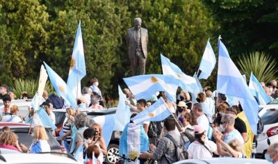 La Plata fue epicentro de un nuevo banderazo en contra del Gobierno nacional