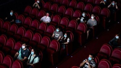 As� ser� el regreso de cines, teatros y casinos