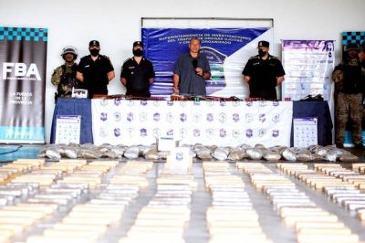 Berni destac el Operativo Flores Verdes: incautaron 2200 kilos de marihuana